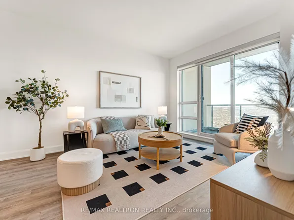 12 Gandhi Ln #3302, Markham, ON L3T 0G4