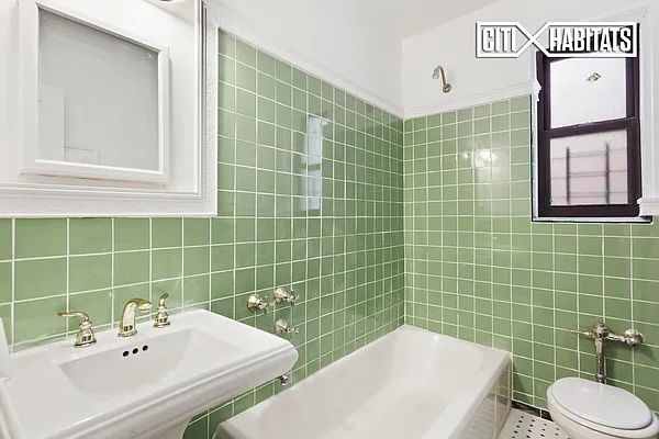 Sold by Citi Habitats | media 14