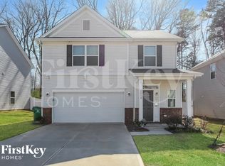 9518 Hamel St, Charlotte, NC 28215