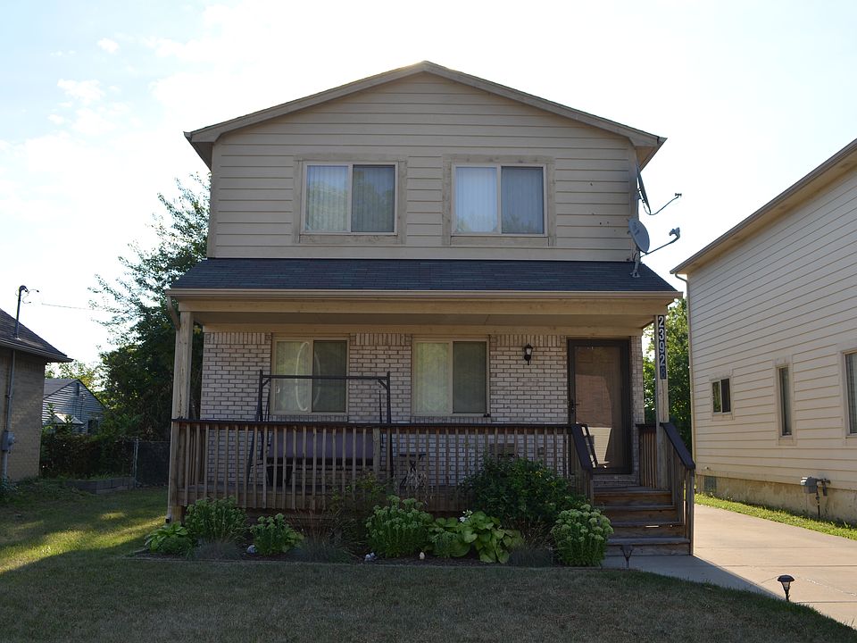 1st image of 23928 Kathleen Ave