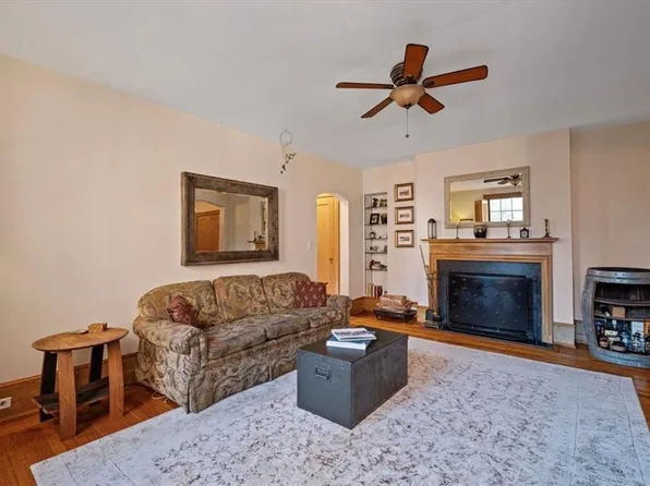 808 Bronx River Road #4C, Bronxville, NY 10708