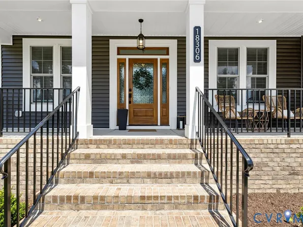 18306 Cove Creek Dr, Moseley, VA 23120