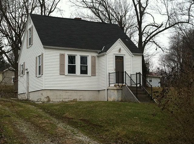 2nd image of 369 Kentucky Ave