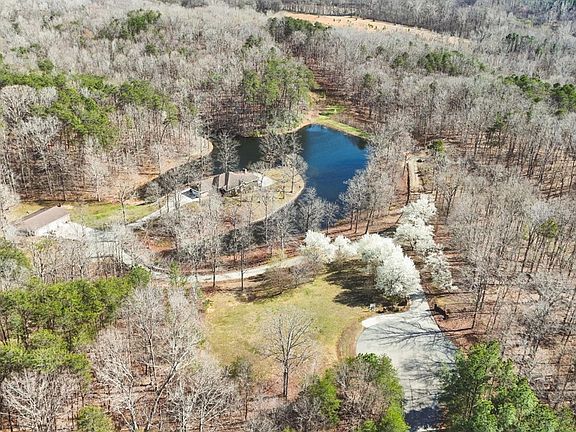 3rd image of 224 Walnut Rd