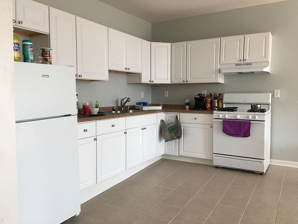 Lots of cabinets in this kitchen