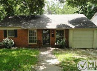 4329 Curzon Ave, Fort Worth, TX 76107