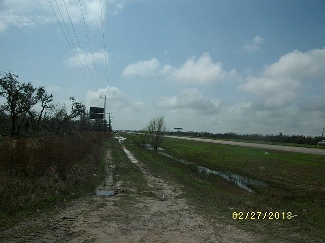 1st image of 1351 Longoria
