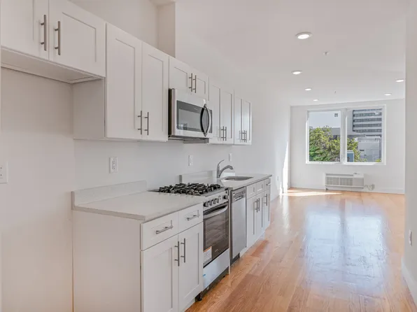 56 Cottage Street image 5 of 11