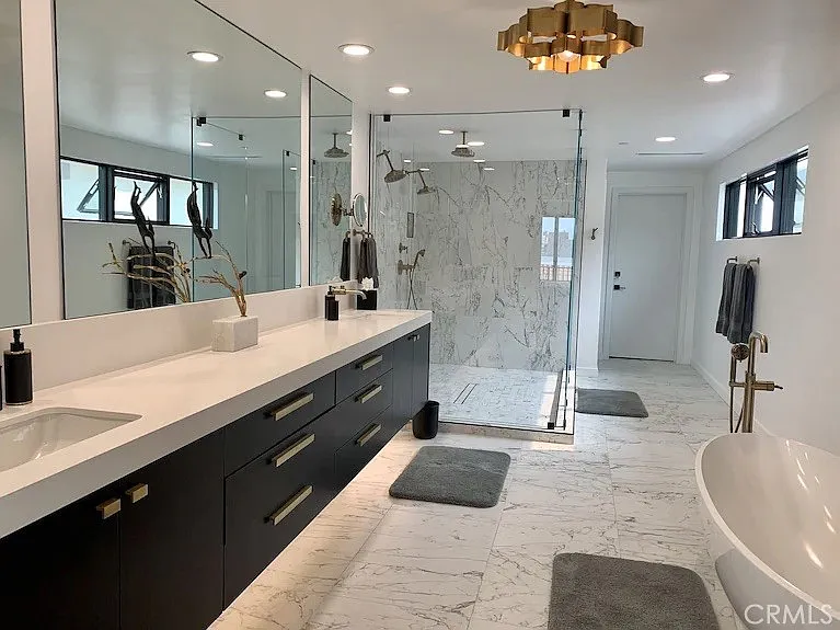 116 W Channel Islands Blvd — Photo 29