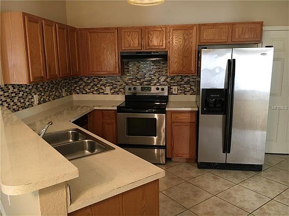 2nd image of 707 Pasteur Ln