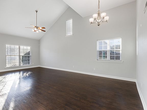 3rd image of 128 Meadowland Dr