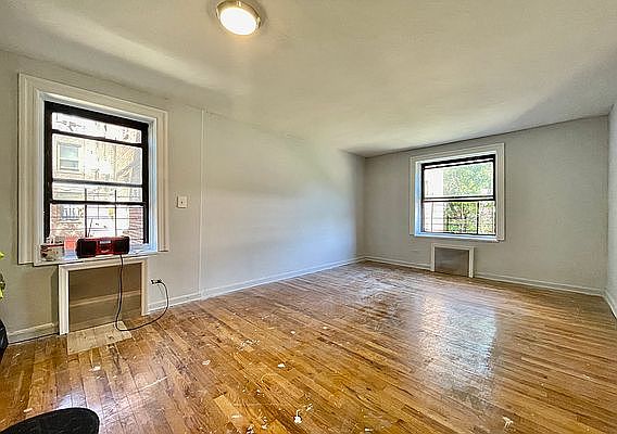 1st image of 105 E 86th St #1L