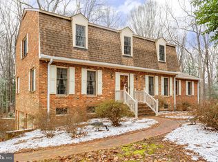 203 Ironwood Ln, Fredericksburg, VA 22408