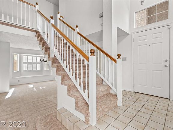 2nd image of 3028 Kennewick Dr