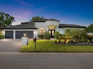 30247 Fairway Dr, Zephyrhills, FL 33543