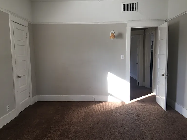 722 W Lynwood St — Photo 38