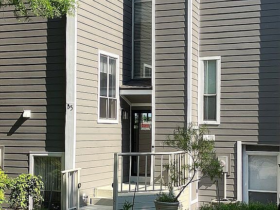 2nd image of 300 Five Rush Creek Dr #B