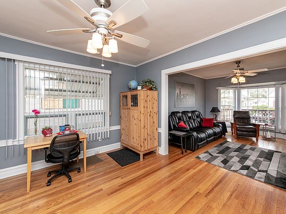 5th image of 4427 N McVicker Ave