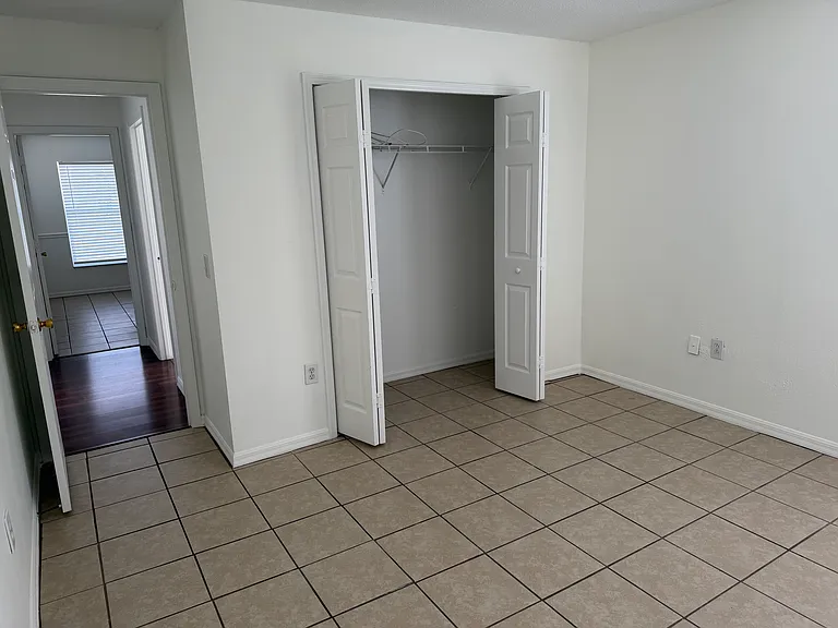 672 Reston Pl — Photo 18