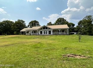 7 Colton Ln, Poplarville, MS 39470