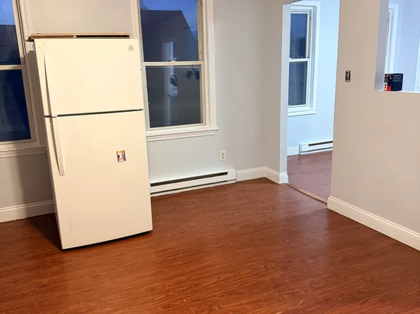 39 Wamesit St #3, Lowell, MA 01852