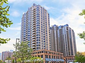 15 Northtown Way