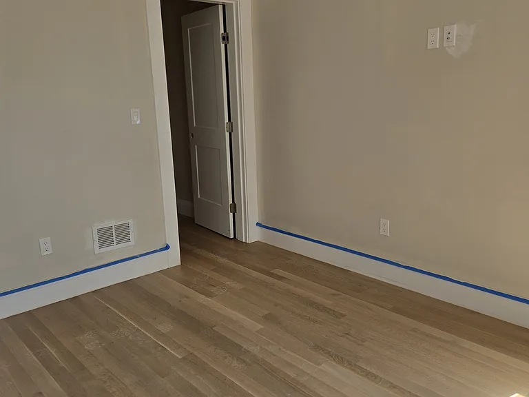 114 E Side Pkwy #1 — Photo 12