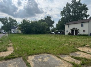 165 S 3rd St, Newark, OH 43055