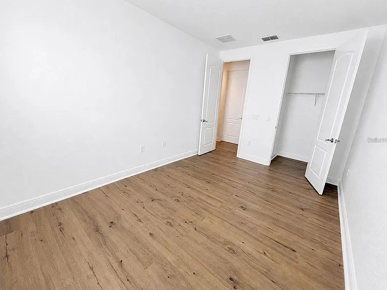 10345 Belfry Cir — Photo 16