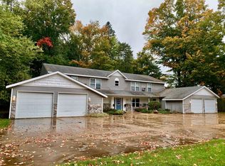 1324 S Hanover St APT 4, Hastings, MI