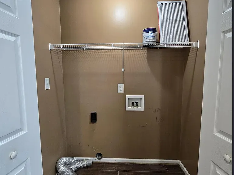 270 Caldwell Cir — Photo 17