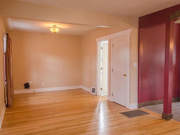 5th image of 5311 46th Ave S