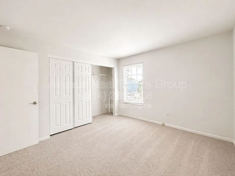 7504 Triwoods Dr #F — Photo 8