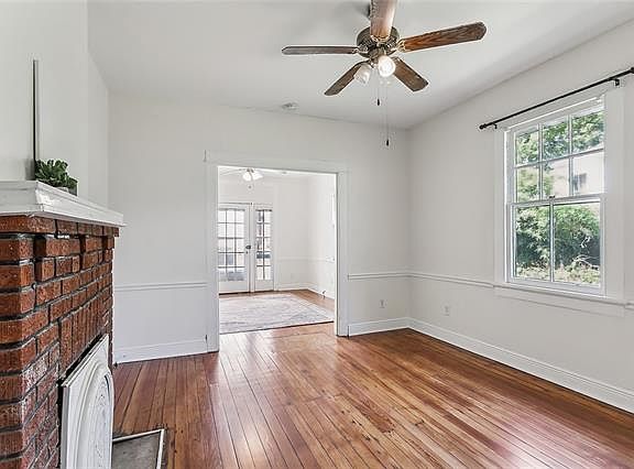 4th image of 711 Greenwood St