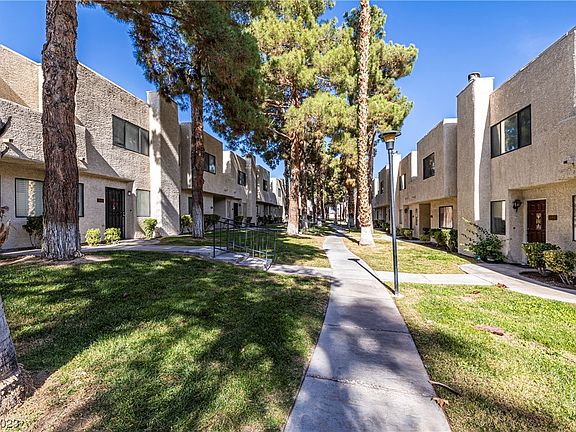 2nd image of 2652 Matogroso Ln #Na