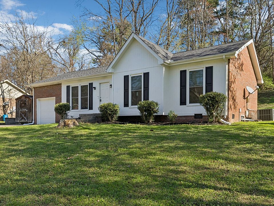 1st image of 679 Frankfort Dr