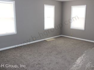 7319 41st Ave, Kenosha, WI 53142
