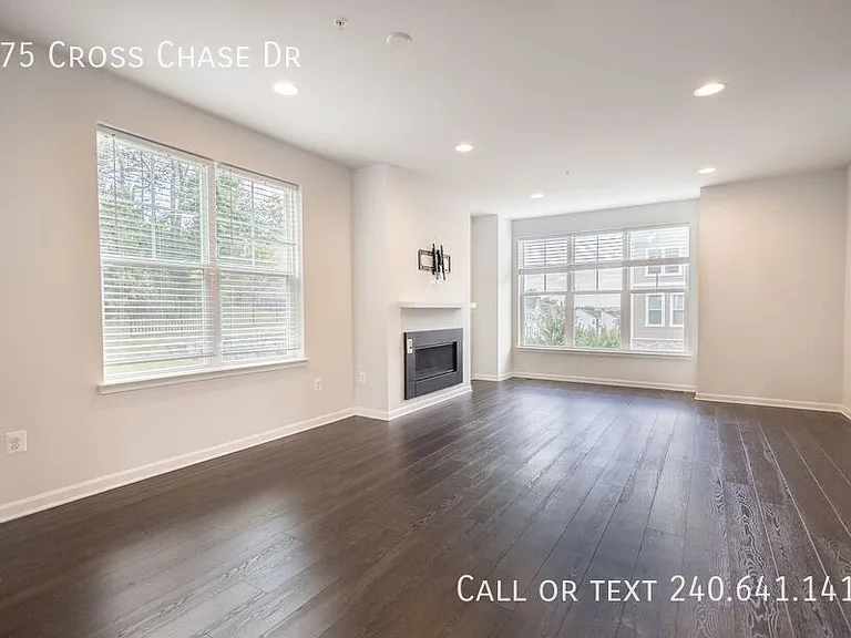 575 Cross Chase Dr — Photo 3