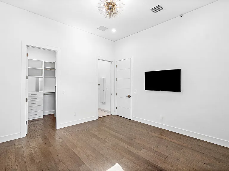 9006 Dulcetto Ct — Photo 38
