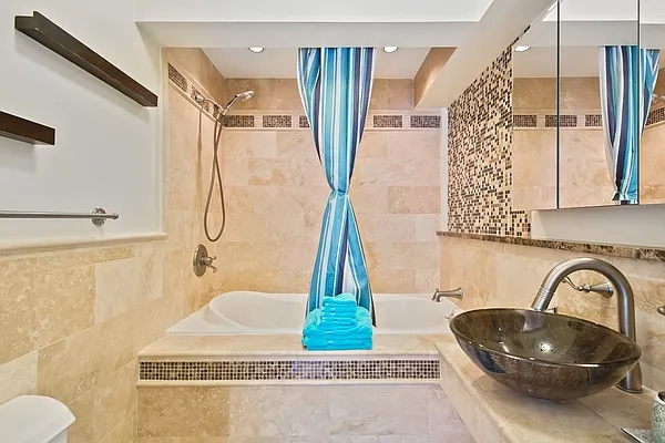 Sold by Compass | media 8