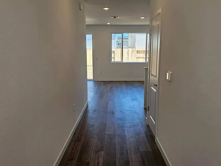 8141 Arrowfield Way — Photo 20