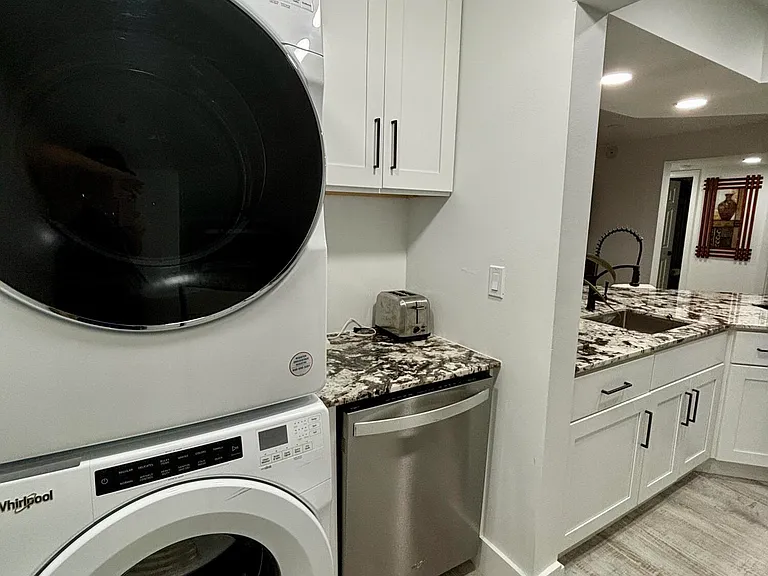 12692 Shoreline Dr #3B — Photo 11