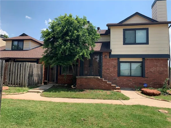 8713 N Roxbury Blvd, Oklahoma City, OK 73132