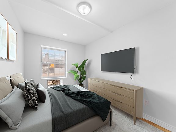 3rd image of 7212 47th Ave #1