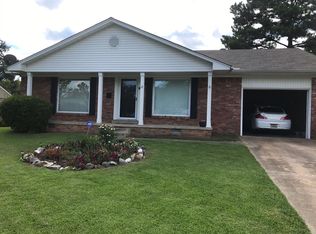 12 Serenity Dr, Little Rock, AR 72205