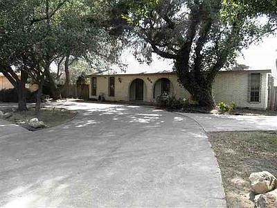 1st image of 806 Lindenwood Dr