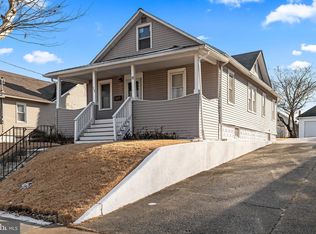 12 Lawrence Ave, Barrington, NJ 08007