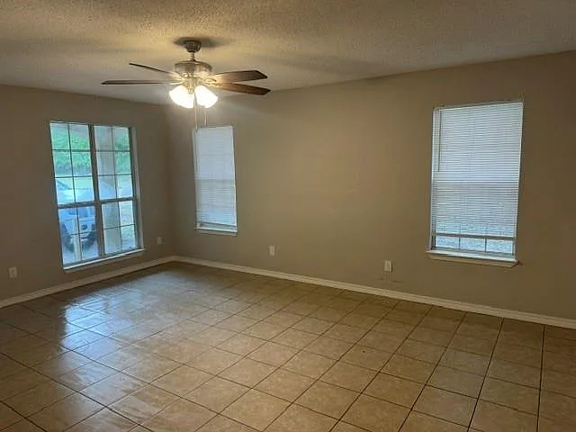132 Bayou Sara Ave #114-A — Photo 2