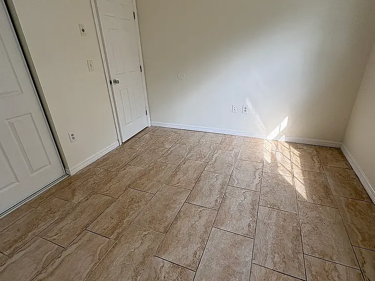 7611 Jenner Ave — Photo 6