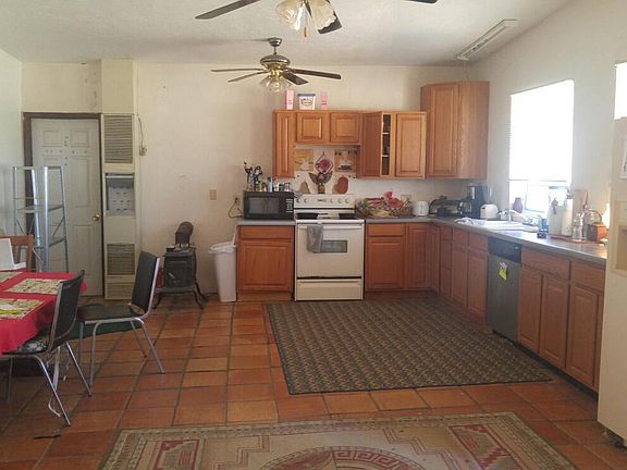 4th image of 172 Posey Ln